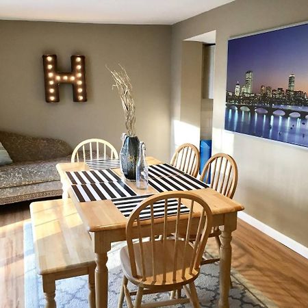 ~*Pet Friendly 30Min To Downtown*~ The Bostonian Villa Luaran gambar